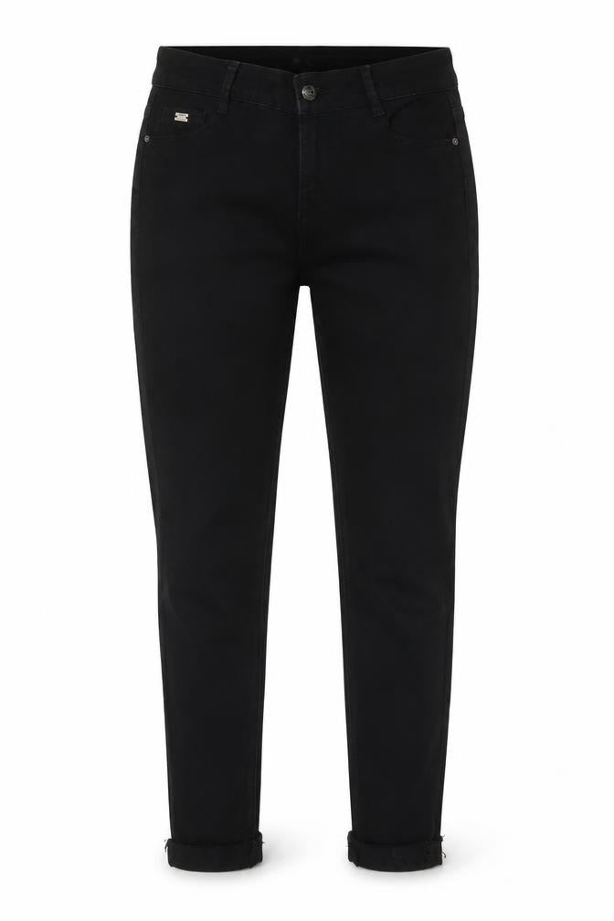 Front view of Denim Co. Women's Black Skinny Jeans, size 8 Slim, Fit