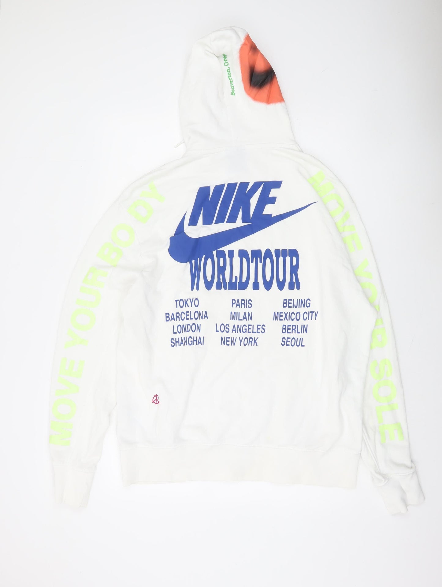 Nike Men's White Graphic Pullover Hoodie L Classic Fit