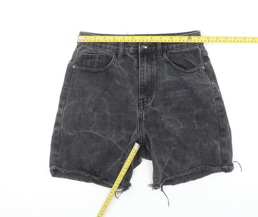 PrettyLittleThing Women’s Black Acid Wash Cut-Off Denim Shorts Size 8