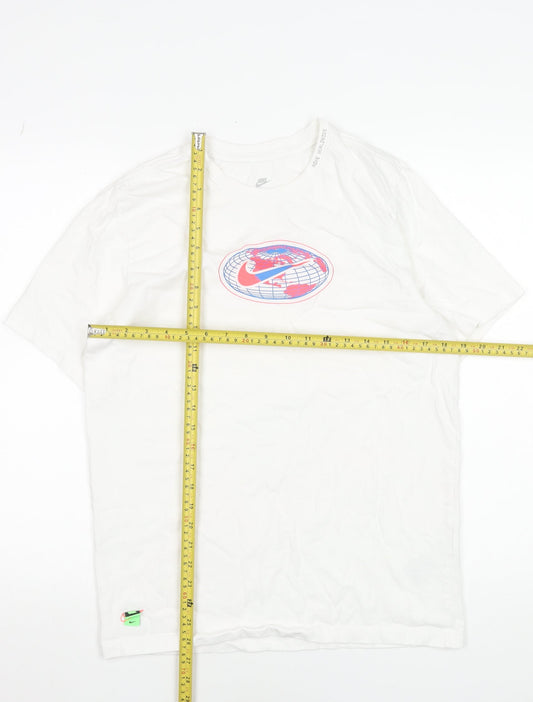 Nike Men's White Graphic Sports T-Shirt Size M Regular Fit Cotton