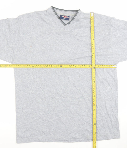 Lee Cooper Men's Grey V-Neck Short Sleeve T-Shirt Size L