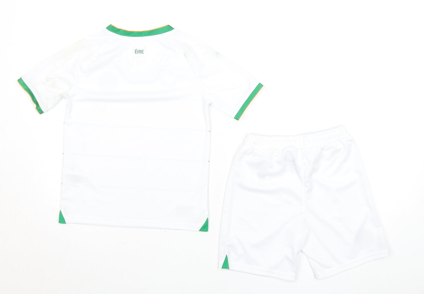 Castore Boys White 4-5Y Ireland Football Shorts Set