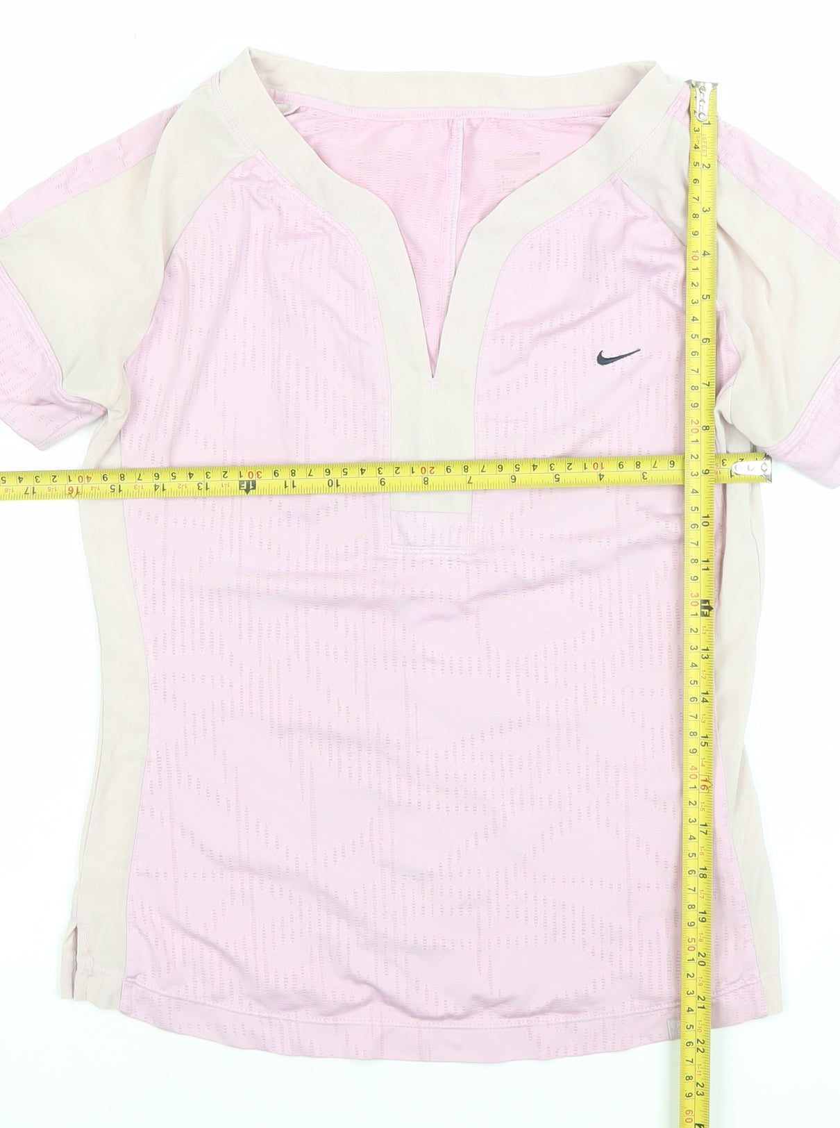 Nike Women’s Pink Short Sleeve V-Neck Athletic Top M