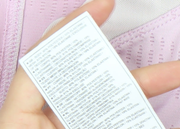 Nike Women’s Pink Short Sleeve V-Neck Athletic Top M