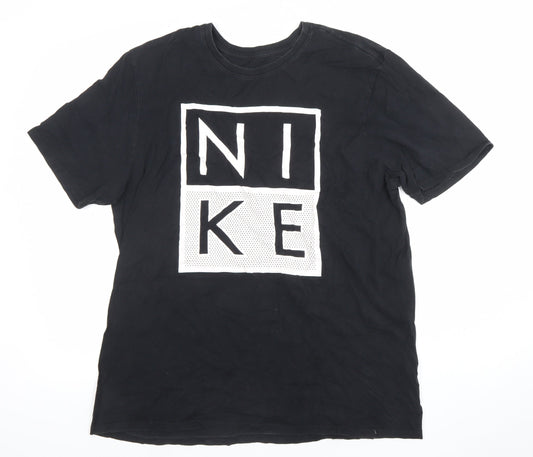 Nike Men's Black XL Athletic Fit Sports Graphic T-Shirt