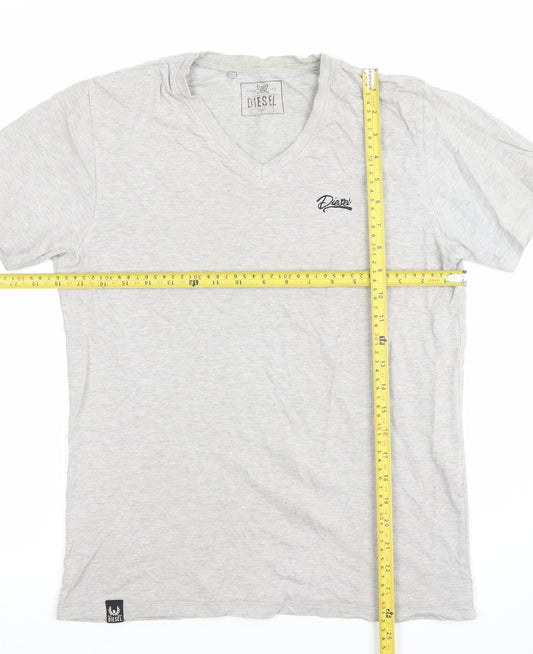 Diesel Men's Grey V-Neck Cotton T-Shirt Small