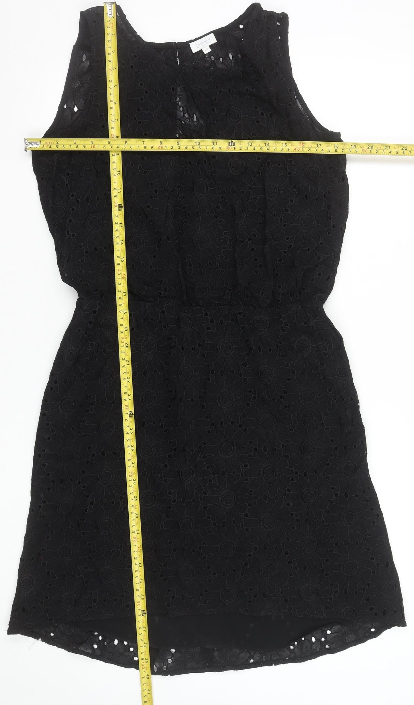Untold Women’s Black Sleeveless Floral Embroidered Shift Dress Size 14