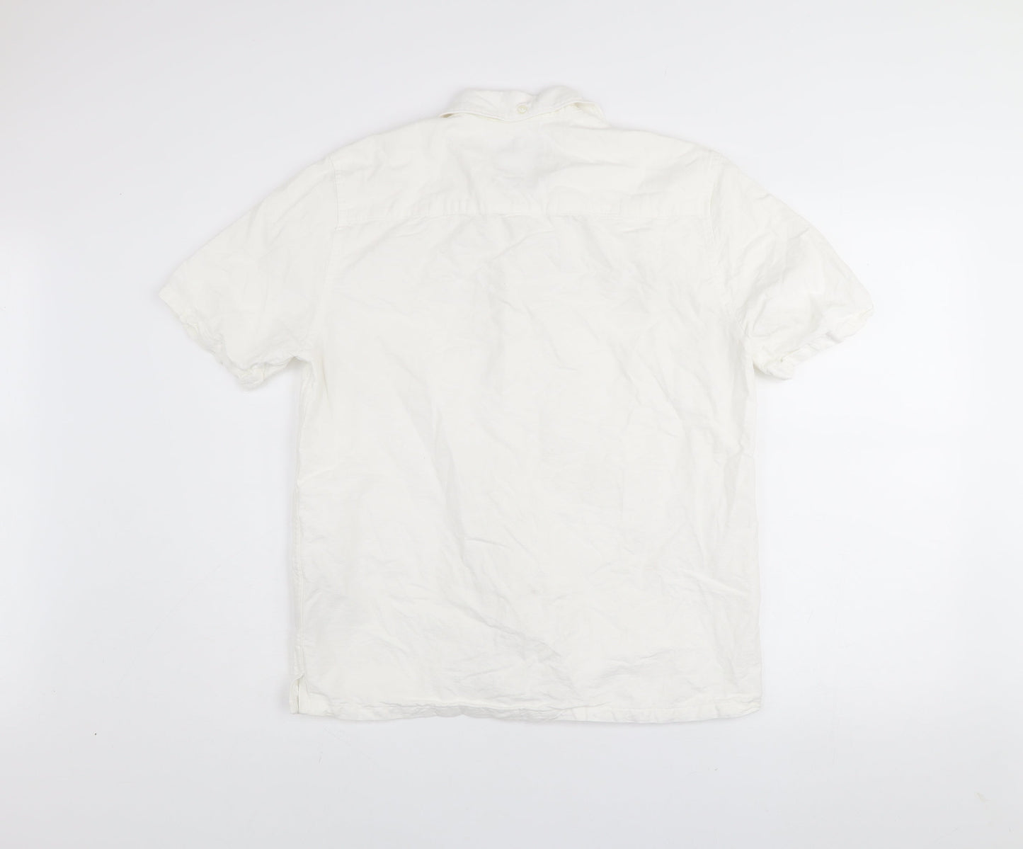 The Stronghold Men's White Regular Fit Cotton Short Sleeve Shirt M
