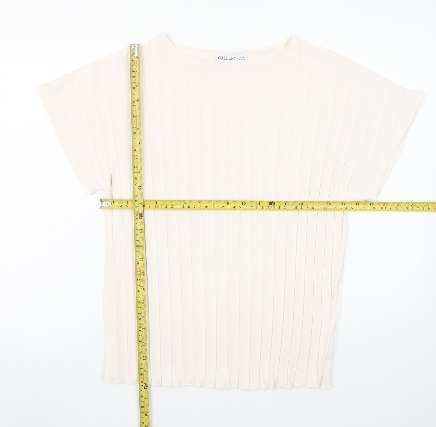 Gallery Women’s Ivory XS Basic Pleated Short Sleeve Blouse