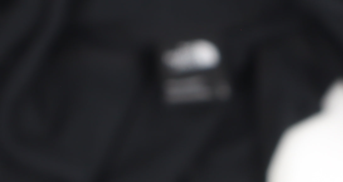 The North Face Men’s Black Fleece 1/4 Zip Sweatshirt Size M