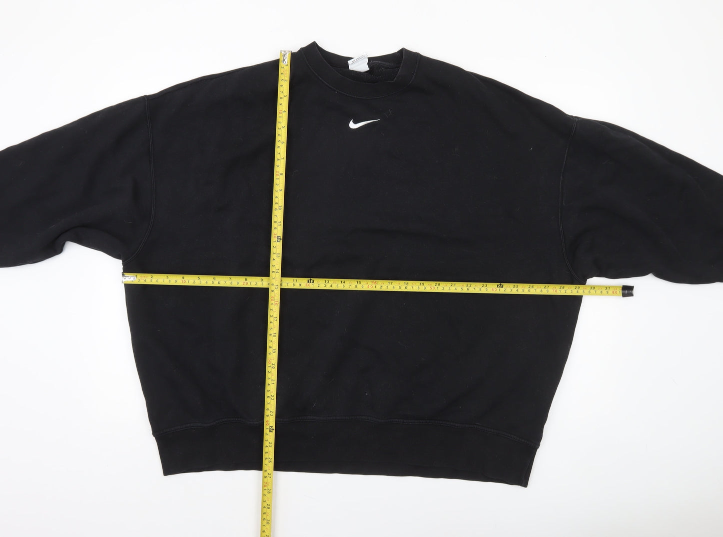 Nike Men’s Black Pullover Sweatshirt Medium Crew Neck Fleece