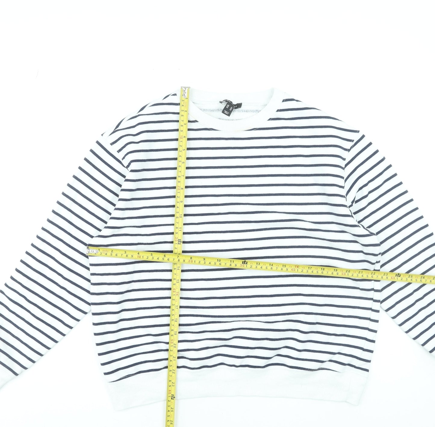 New Look Women’s White Striped Pullover Sweatshirt Size M