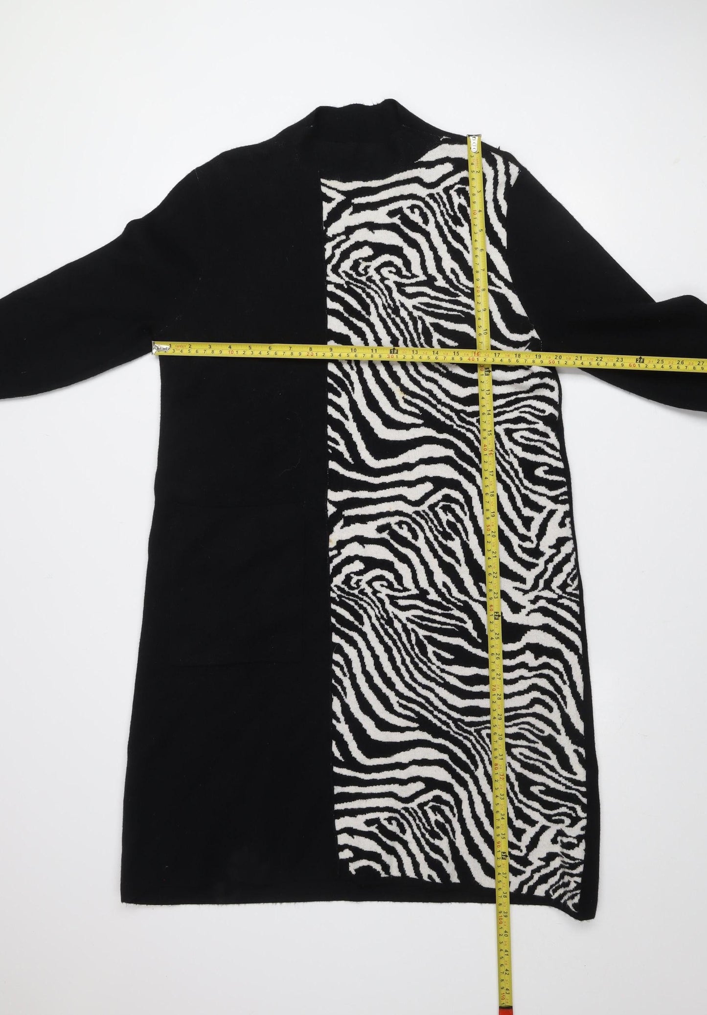 Morphy Art Group Women’s Black Zebra Knit Shift Dress Size S