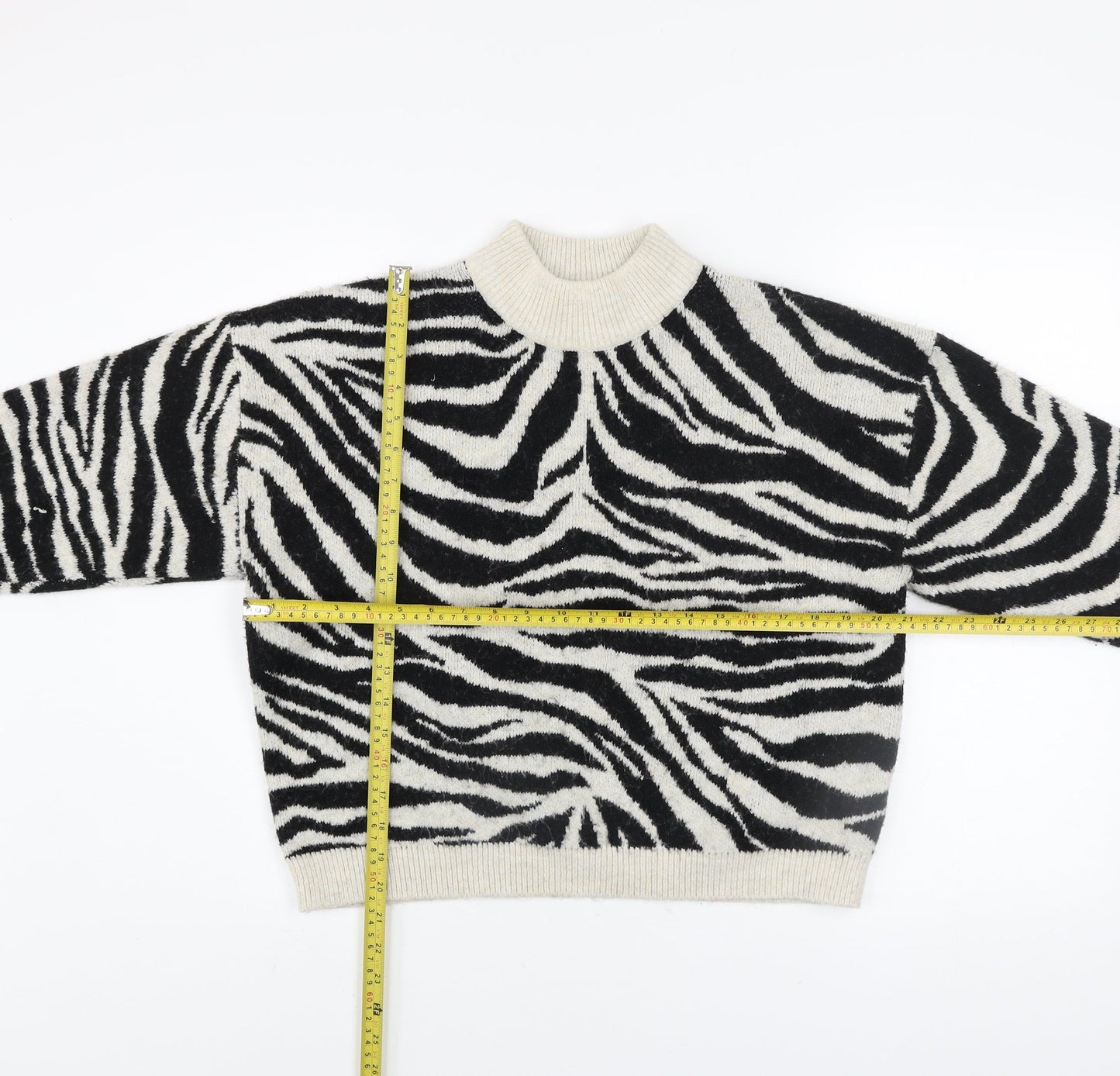 New Look Womens Black & White Zebra Knit Mock Neck Pullover Jumper Size M