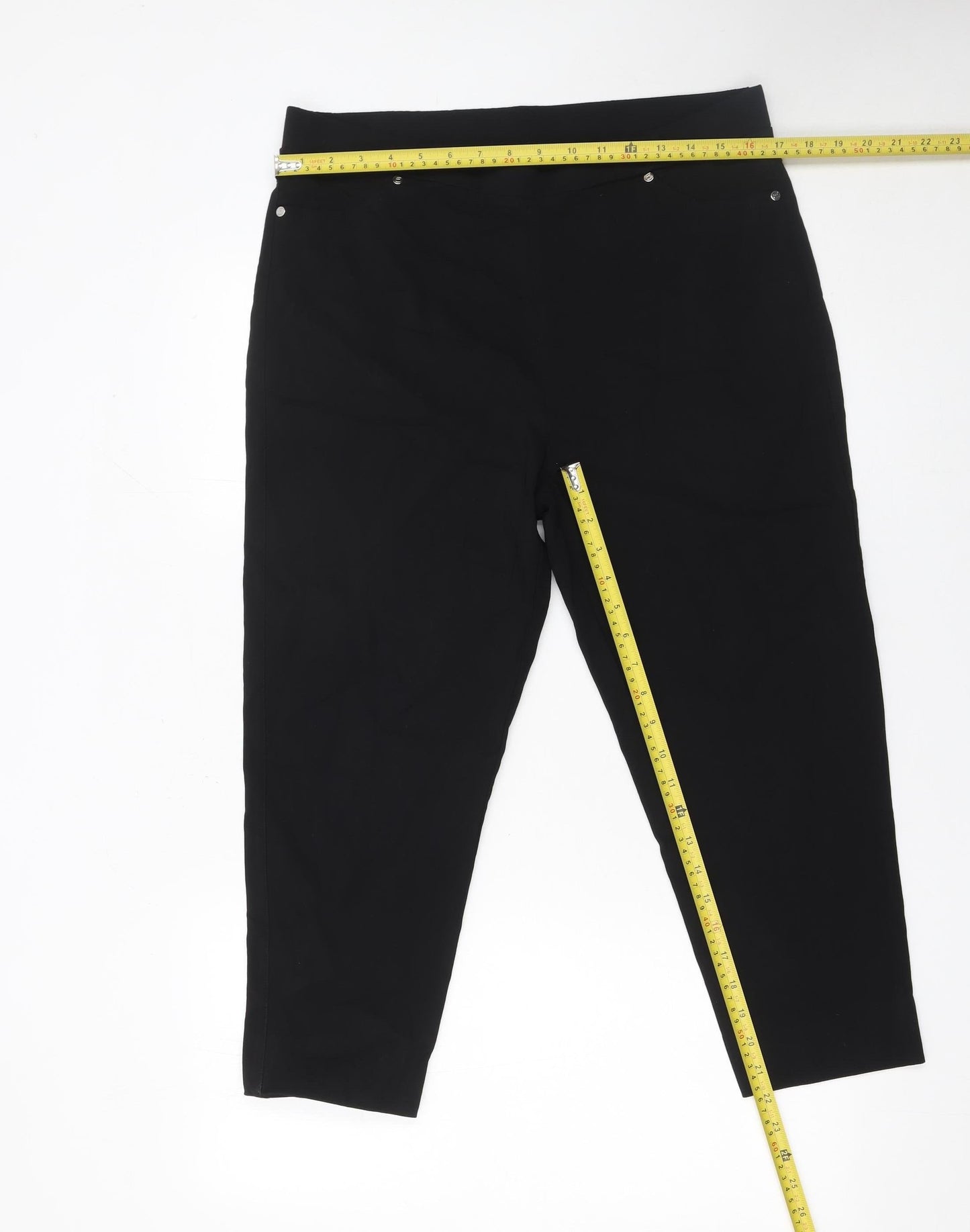 Emreco Women's Black Size 16 Stretch Straight Jeans