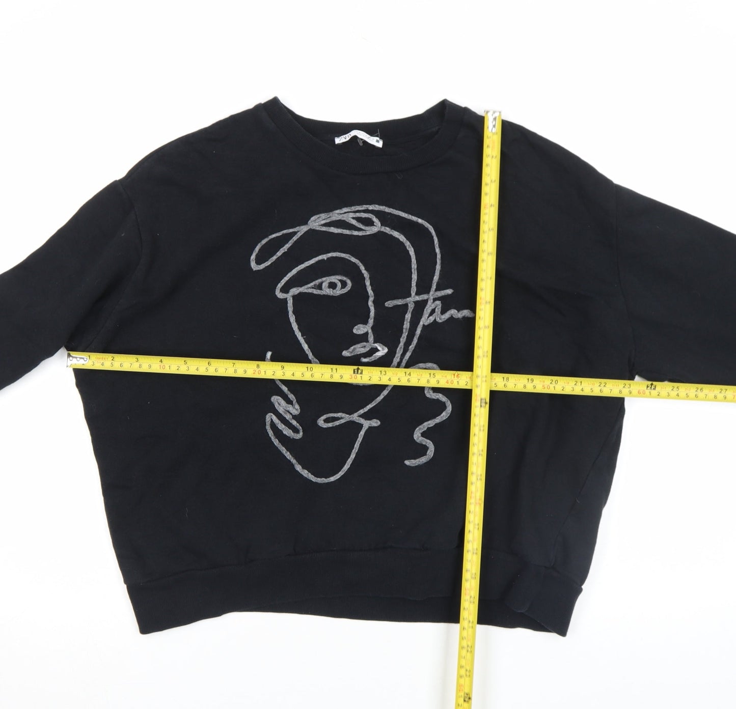 Zapa Womens Black Embroidered Face Graphic Pullover Sweatshirt Size M