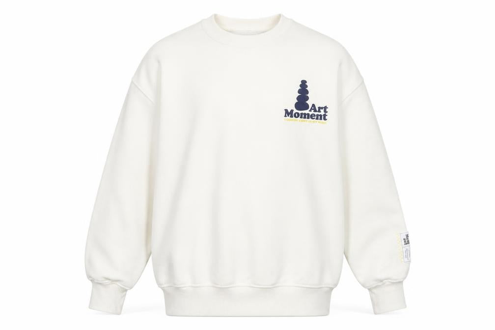 Front view of Zara boys’ white art moment graphic pullover sweatshirt 13-14 years