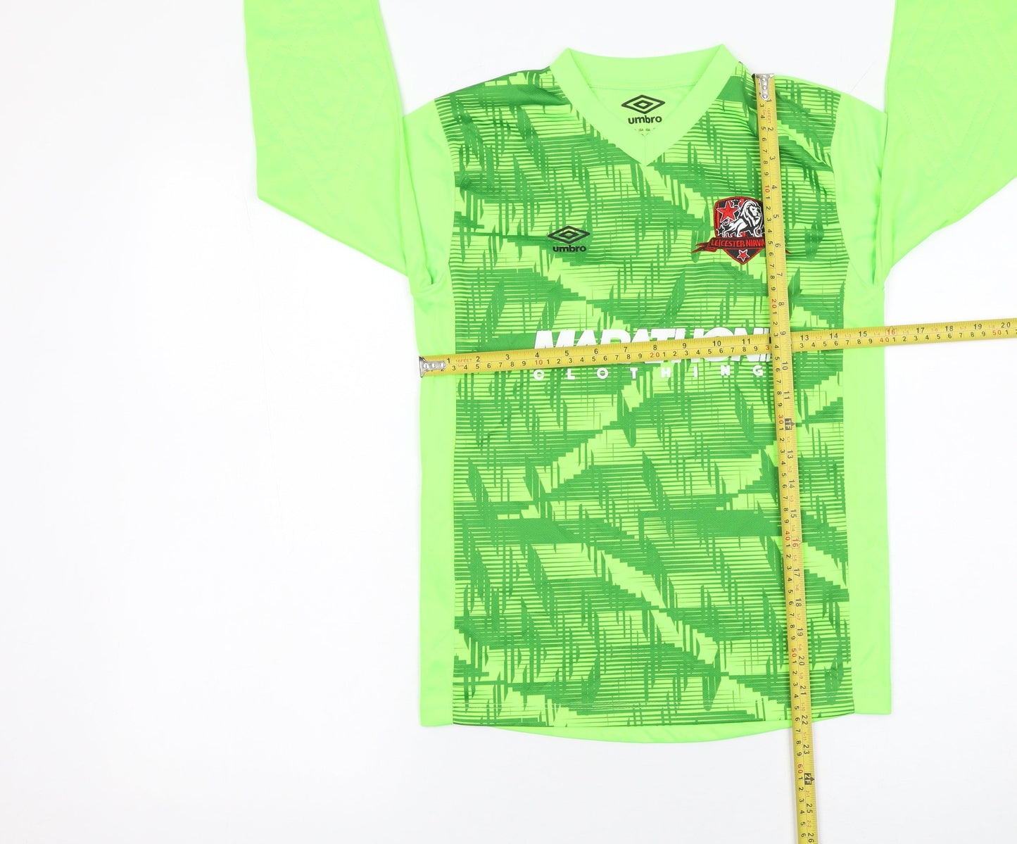 Umbro Boys Green Football Goalkeeper Jersey Top Size 146 Long Sleeve