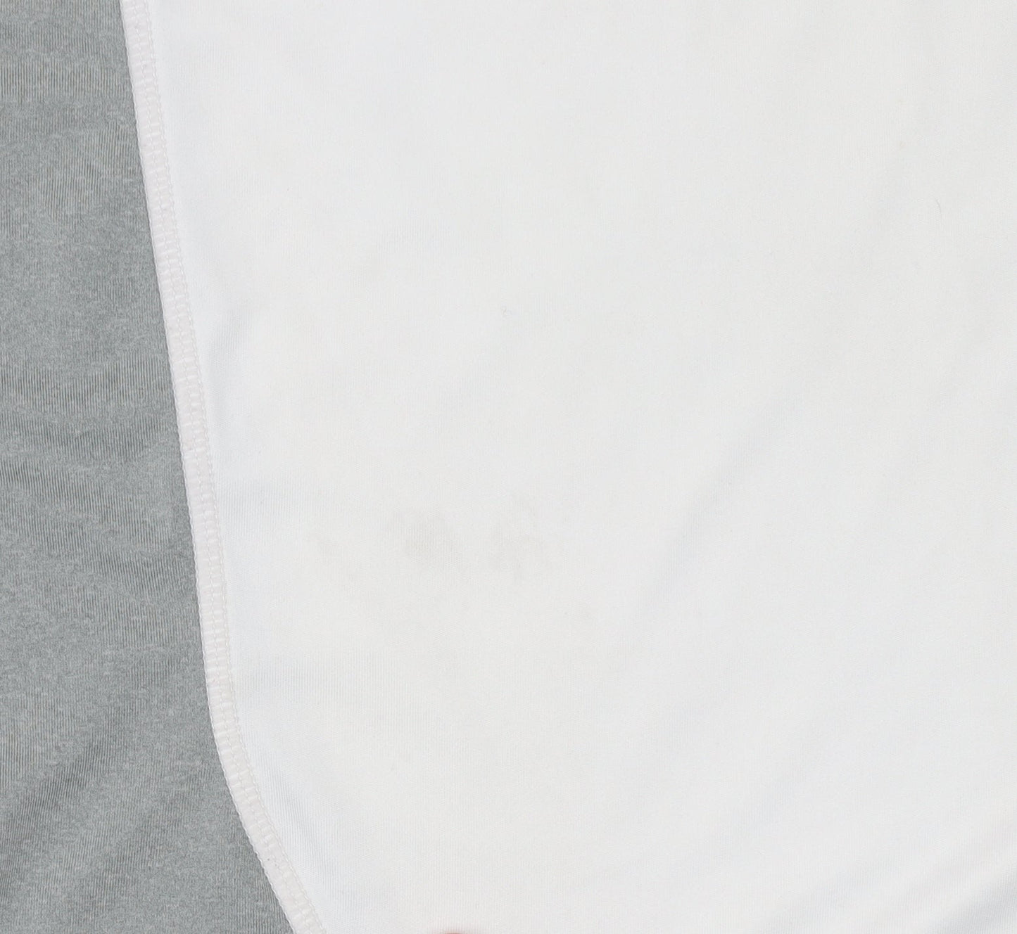 Ellesse Boys White Short Sleeve Sports T-Shirt 12 Years Breathable Activewear