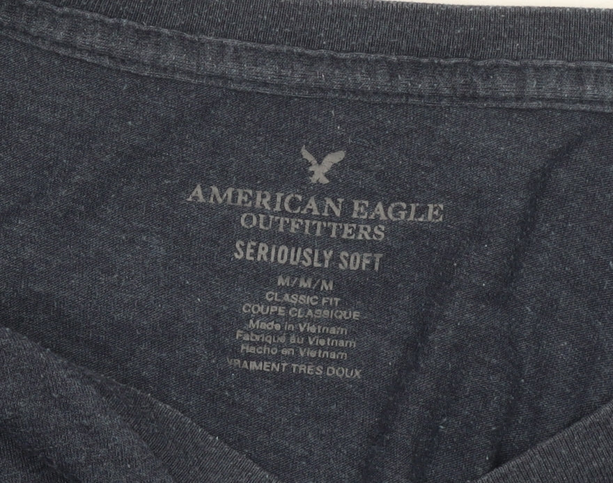 American Eagle Outfitters Men's Blue V-Neck Classic Fit T-Shirt M