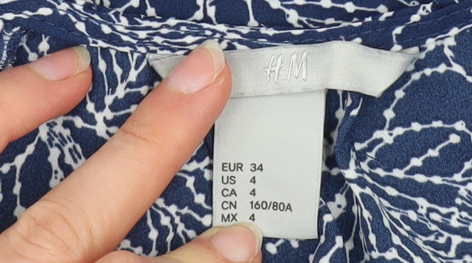 H&M Womens Navy Floral Short Sleeve Blouse Size 6 Polyester Top
