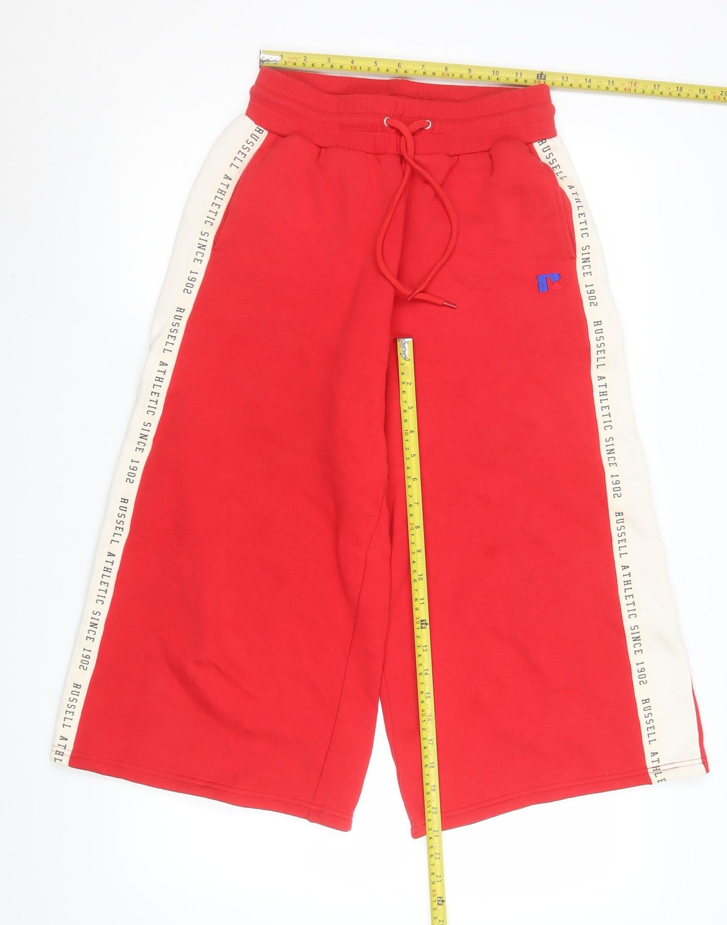 Russell Athletic Men's Red Sweat Shorts Size S Elastic Waist Sports Style