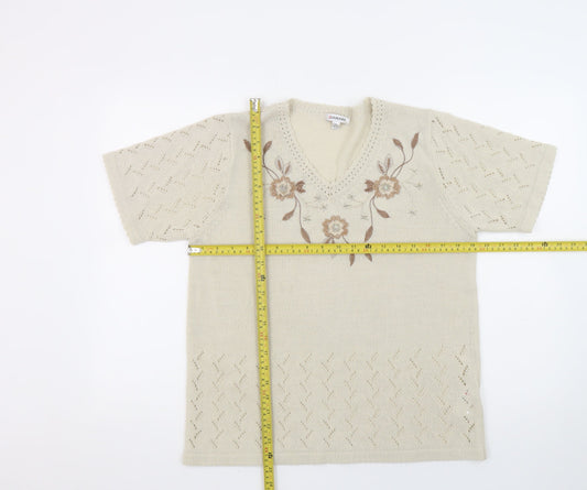 Damart Women’s Beige Short Sleeve V-Neck Embroidered Pullover Jumper Size 14
