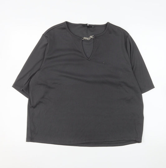 Fig Women's Grey 2XL Stretch Chain Detail V-Neck Short Sleeve Top