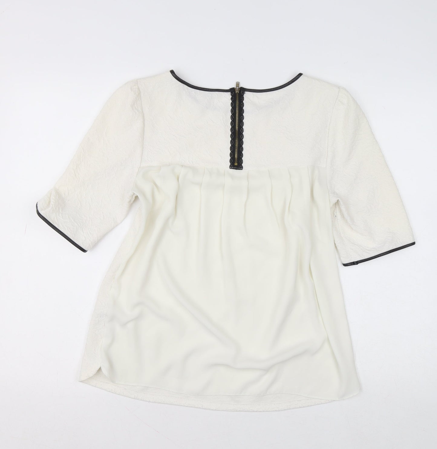 Dunnes Women’s Ivory Short Sleeve Textured Blouse Size 12