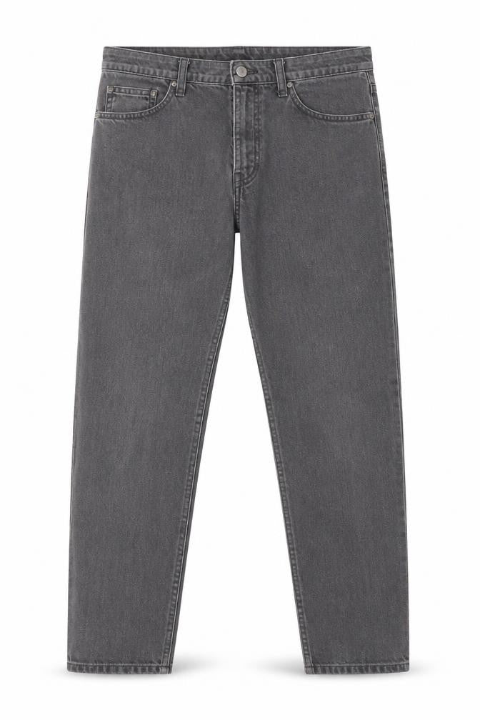 Front view of ASOS DESIGN Men’s Grey Tapered Jeans W31 L30 Regular Fit Denim