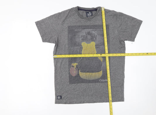 Chunk Clothing Co. Unisex Grey Graphic T-Shirt Small