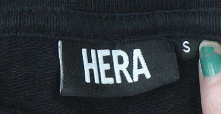HERA Mens Black Sweatshirt S Crew Neck Graphic Print Cotton