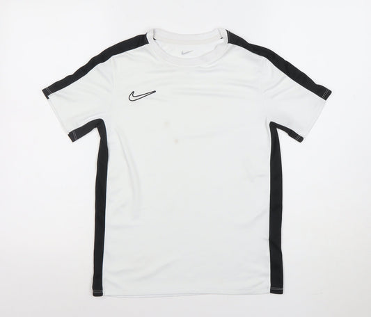 Nike Boys White Dri-FIT Mesh Sports T-Shirt Size 10-11 Years