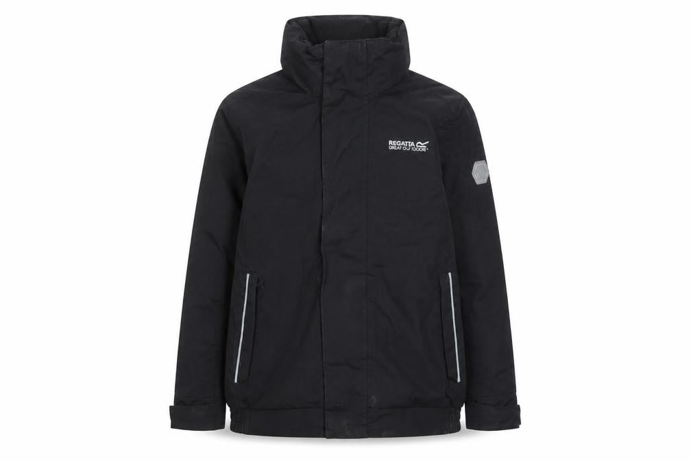 Front view of Regatta boys’ black waterproof puffer jacket 5-6 years hooded winter coat