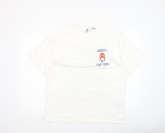 Bershka Women’s White Graphic T-Shirt Size L Beach Print Casual Top