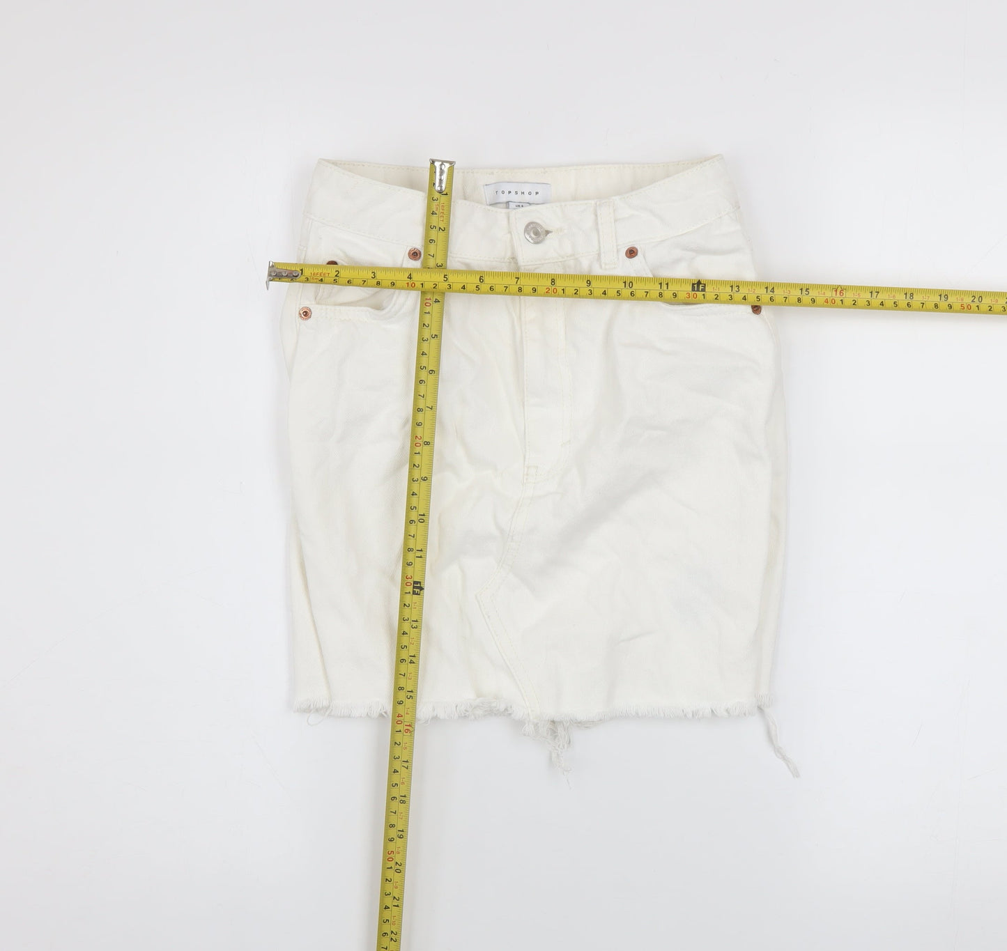Topshop Women White Size 6 Denim Short Frayed Pencil Skirt