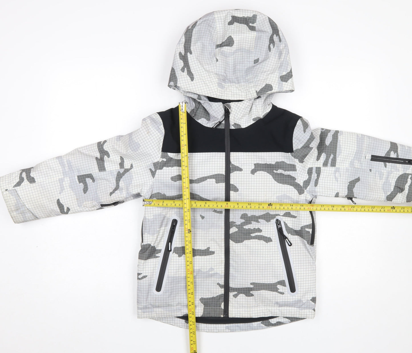 Marks and Spencer Boys Grey Camouflage Hooded Puffer Jacket 7-8 Years