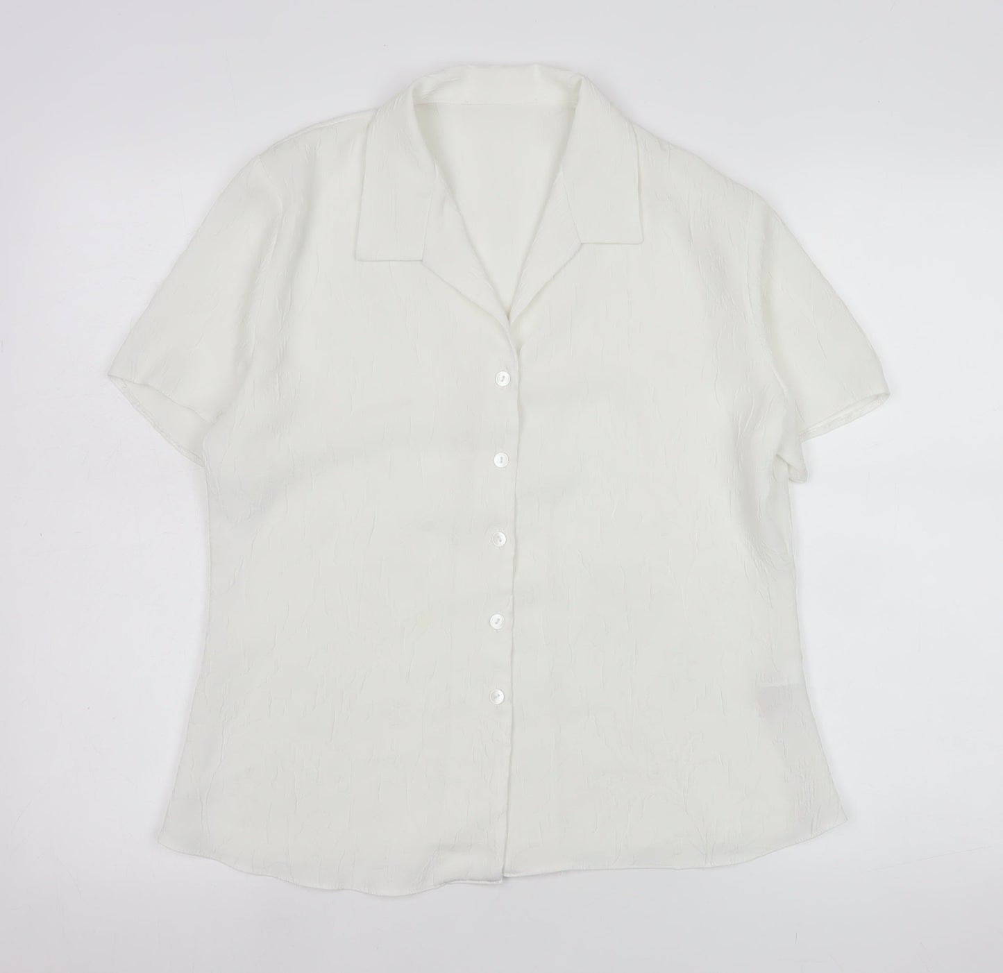 St. Bernard Women’s White Collared Short Sleeve Blouse Size 16