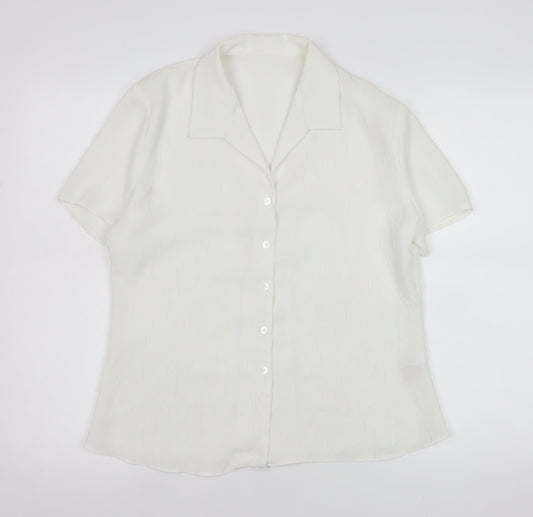 St. Bernard Women’s White Collared Short Sleeve Blouse Size 16