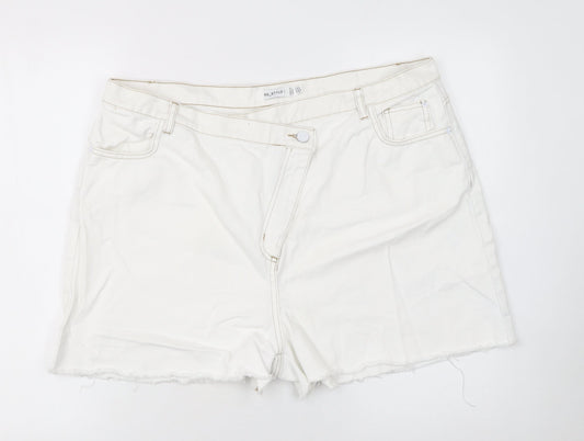 RE_STYLD Women’s White Cut-Off Denim Shorts Size 18 Cotton
