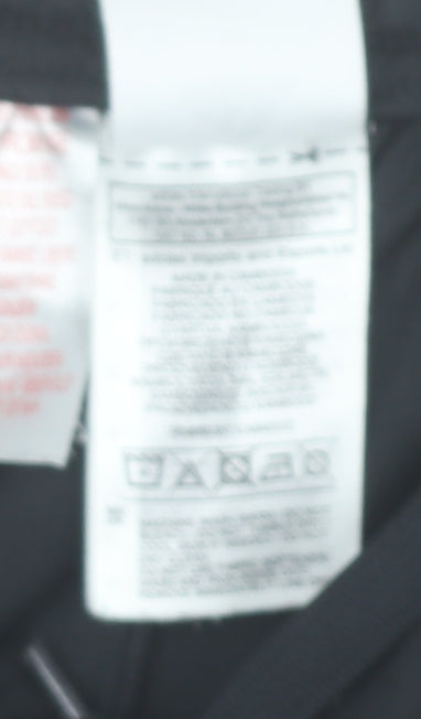 adidas Girls Black Football Shorts 11-12 Years Manchester United Activewear