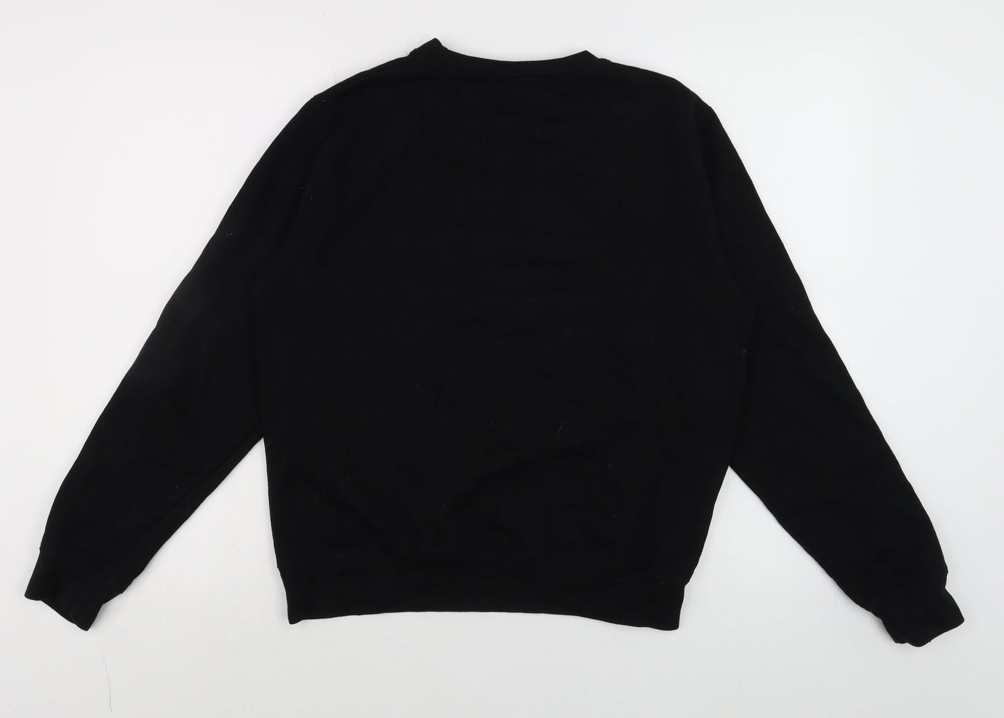 Dar Baru Mens Black Small Pullover Sweatshirt with Embroidered Heart Design