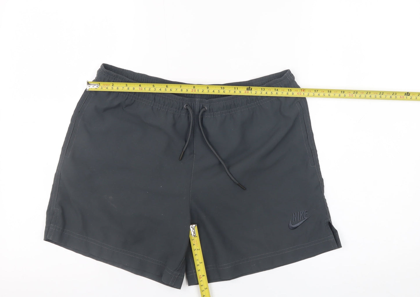 Nike Men's Black Athletic Shorts Size S Lightweight Quick Dry