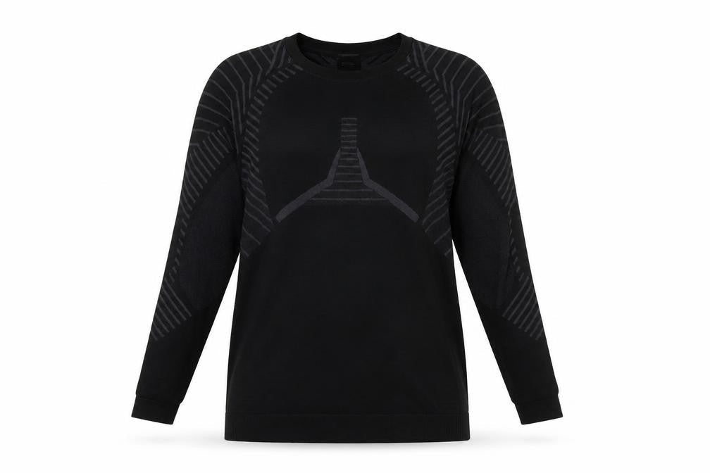 Front view of Crivit Women's Black Long Sleeve Seamless Performance Top, size 16/18