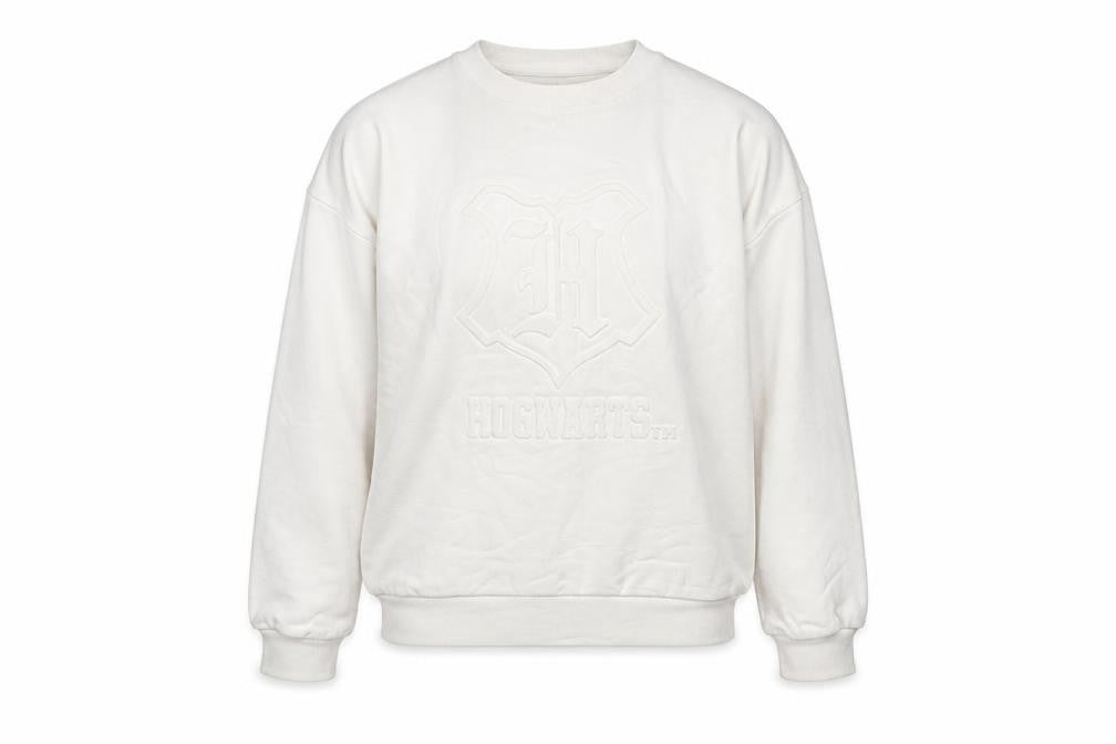 Beloved Woman White Hogwarts Sweatshirt Medium Cotton Blend