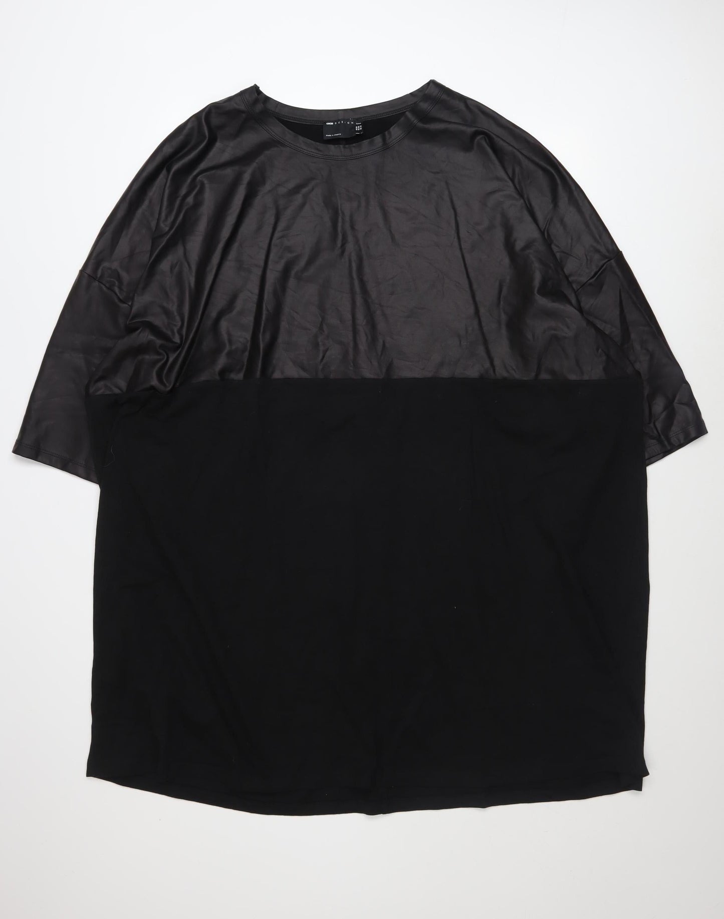 ASOS DESIGN Women Black Plus Size 20 Relaxed Colourblock T-Shirt