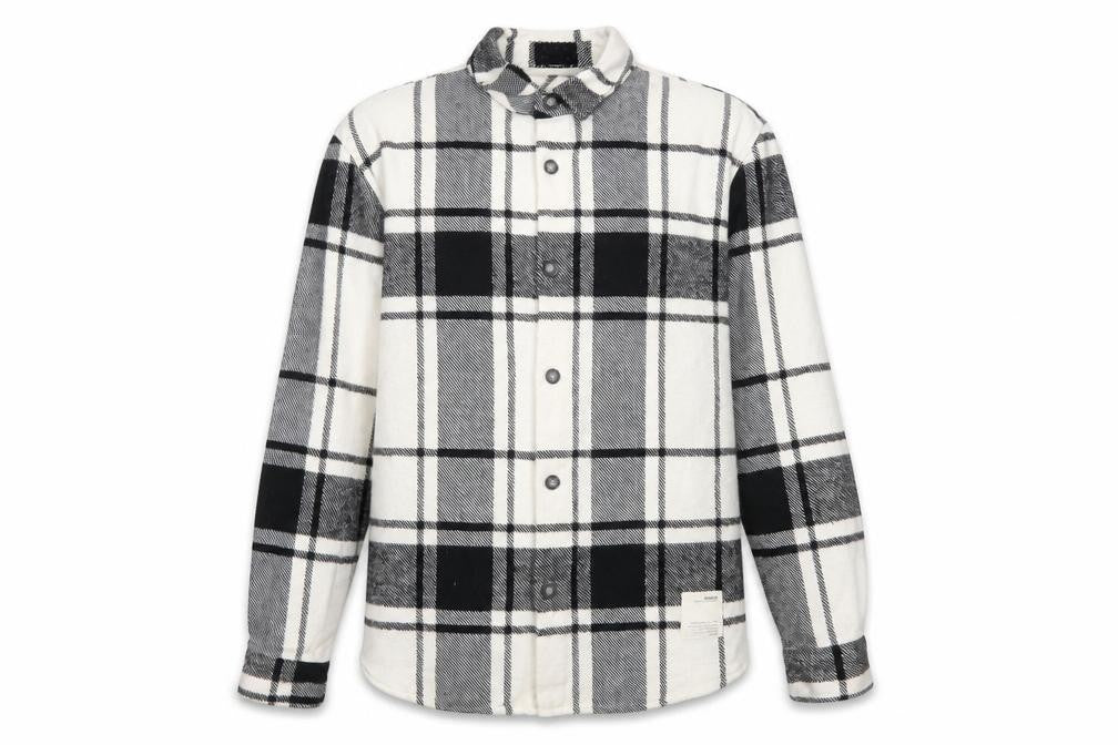 Front view of Pull&Bear Men's Black White Check Long Sleeve Button-Up Shirt L