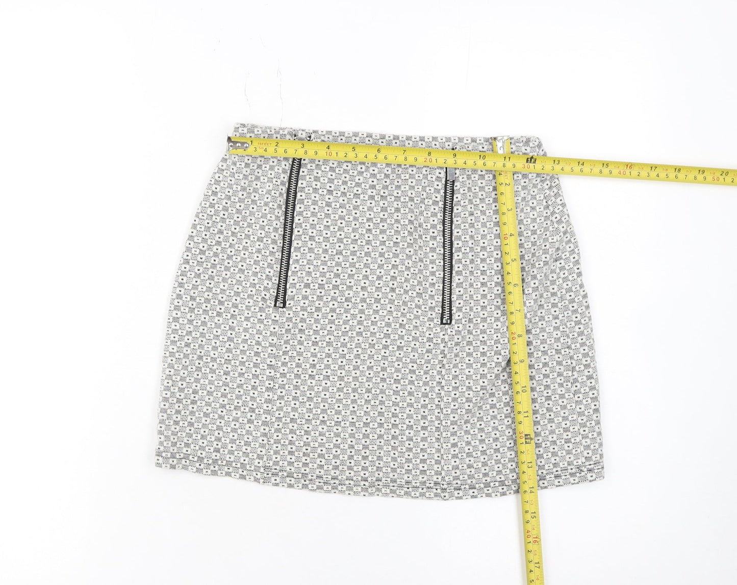 New Look Petite Grey Patterned Mini Skirt Size 6 with Zip Detail
