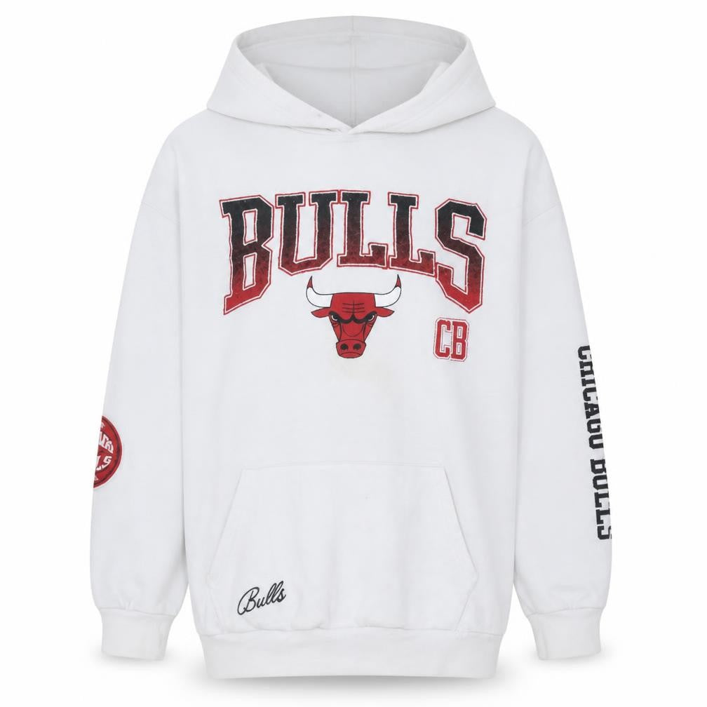 Front view of NBA boys’ white chicago bulls pullover hoodie 13-14 years fleece sweatshirt