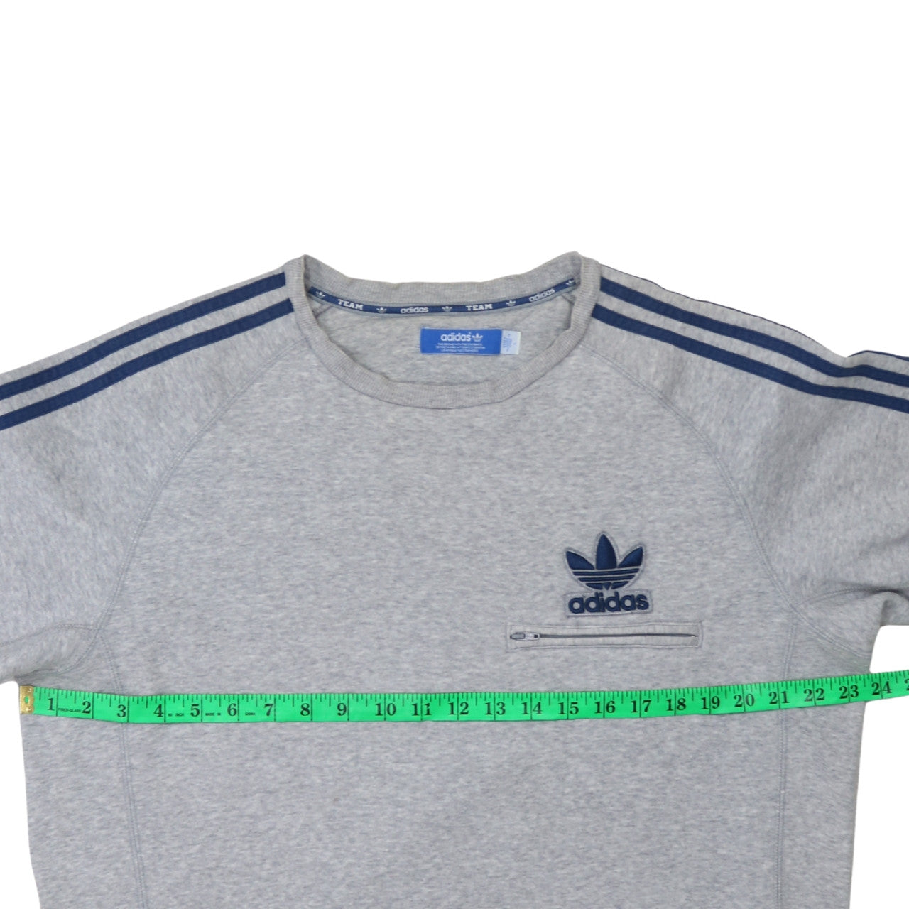 Adidas Men’s Grey Pullover Sweatshirt L Logo Zip Pocket Crew Neck